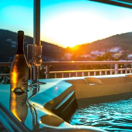 Villa Lora *